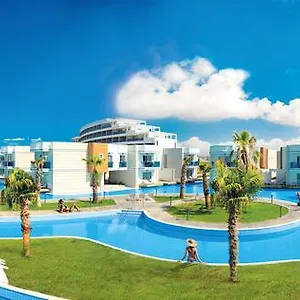 Aquasis De Luxe & Hotell