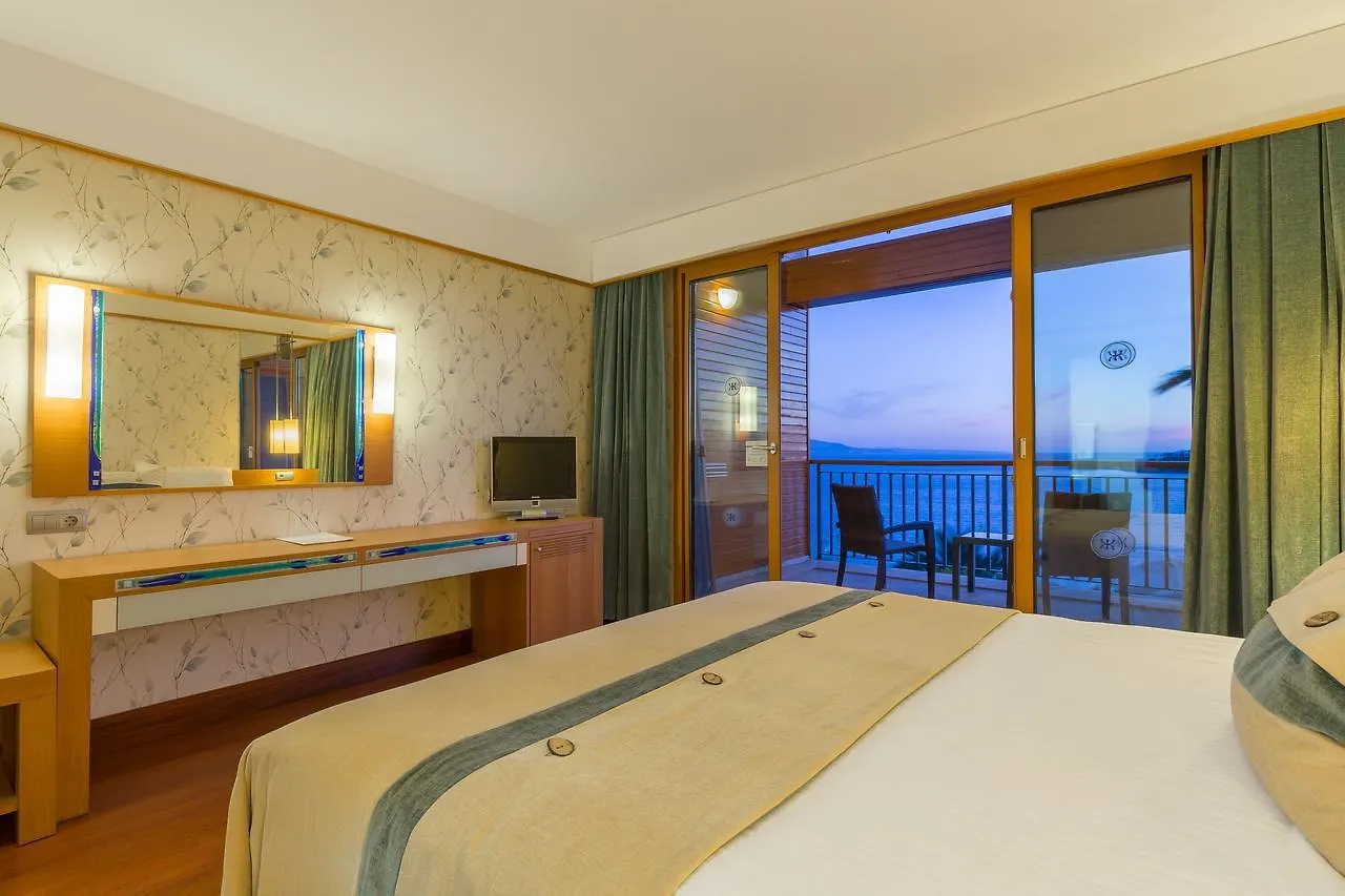 Kefaluka Resort Akyarlar Hotel